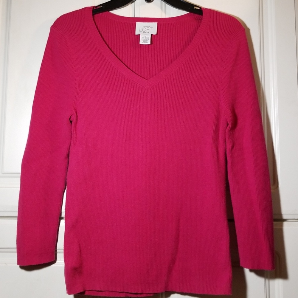 Ann Taylor Loft V-neck Pink Sweater